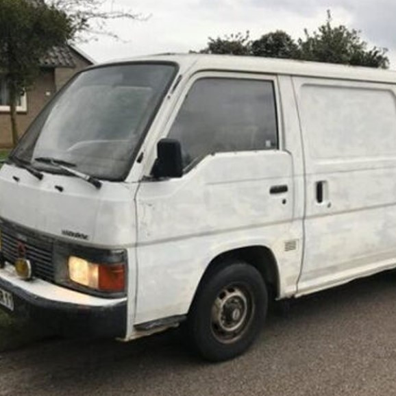 Nissan urvan 1990